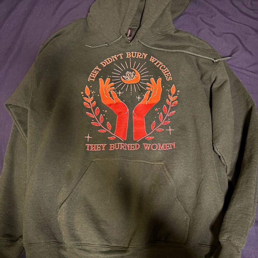 Gildan Women's Black Graphic Hoodie